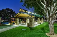 Caseys Clubhouse Pavilion 72